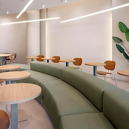 B&B Hotel Lleida Hotel 3*
